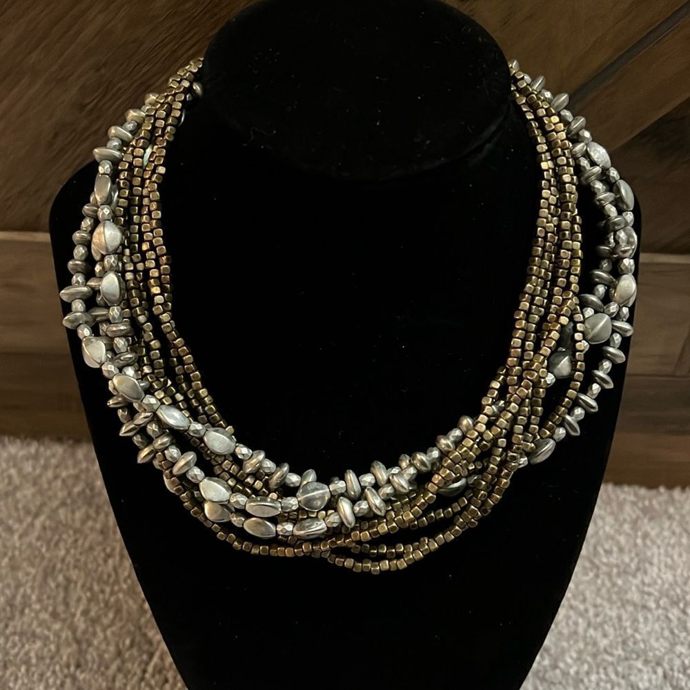 NWOT Premier Designs “Wear it Now” necklace